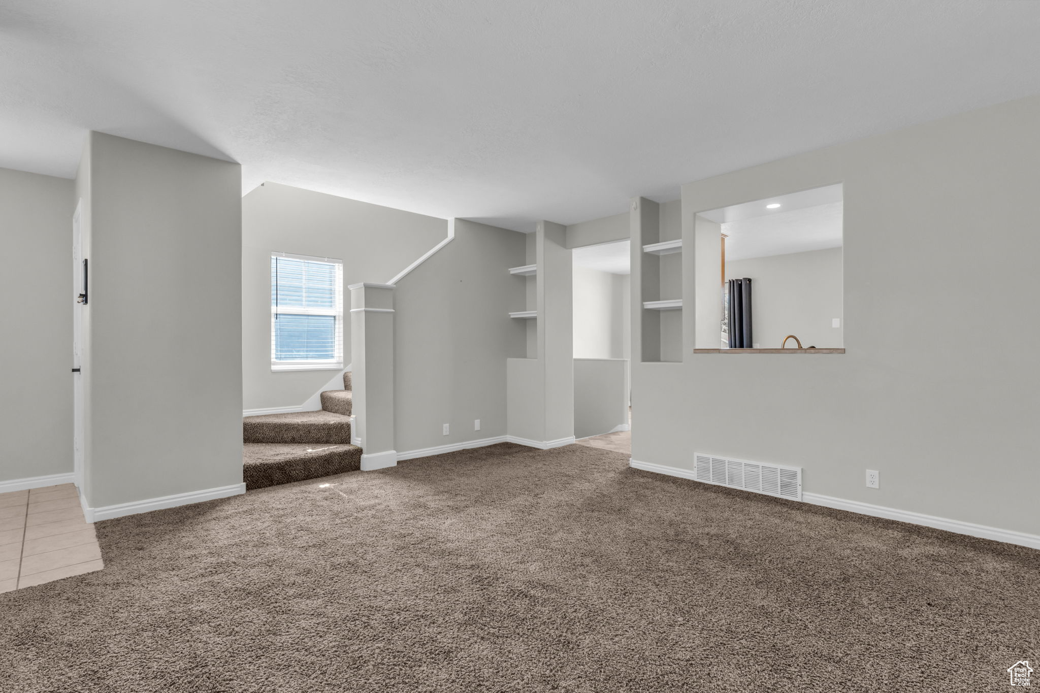 OVERLAKE ESTATES - Residential Income