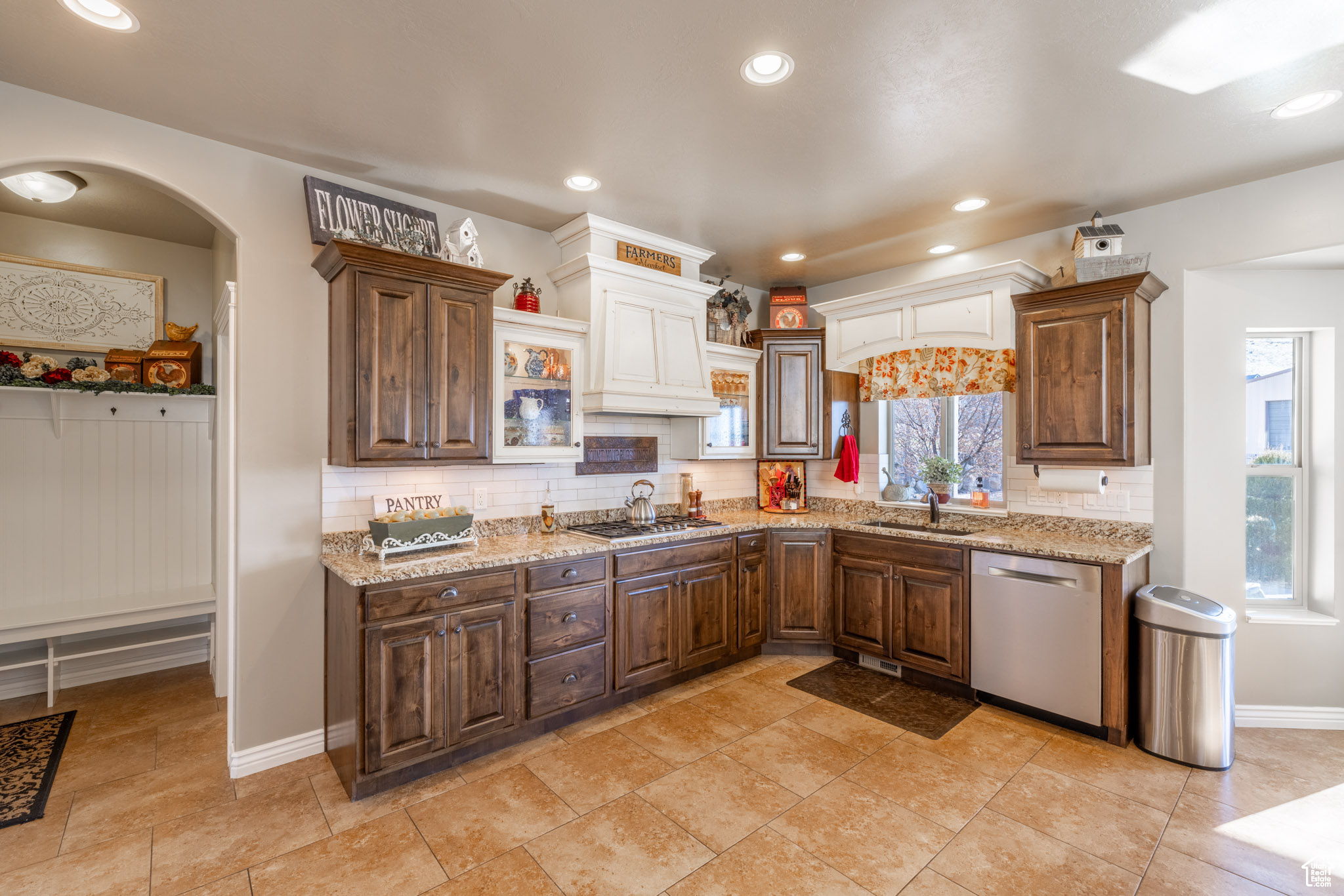 MAPLE HILLS - Residential