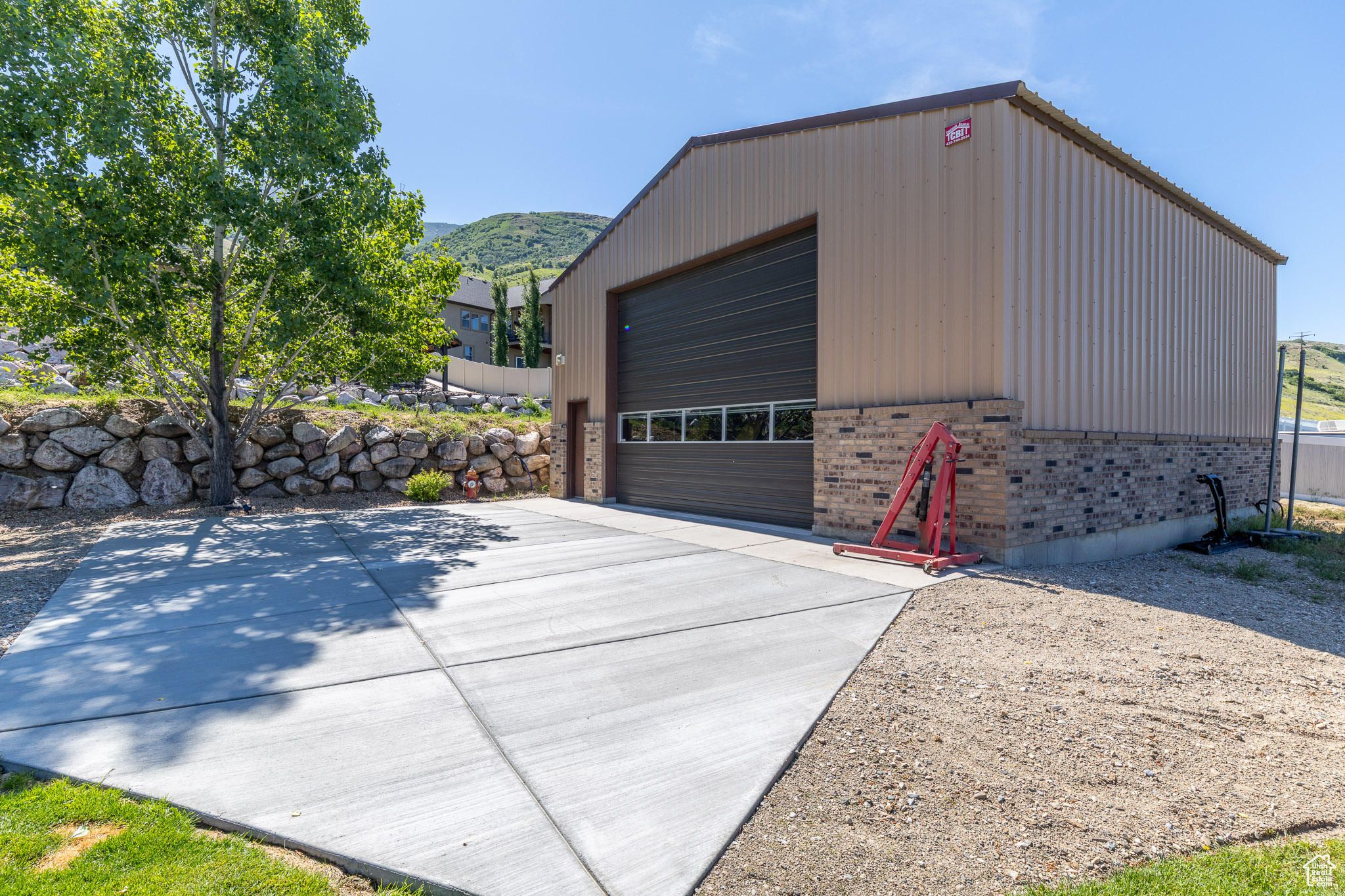 MAPLE HILLS - Residential