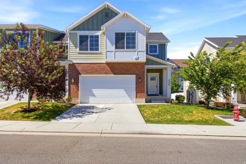 Townhouse For Sale - 5378 W Autumn Night Ln<br/> Herriman, UT 84096