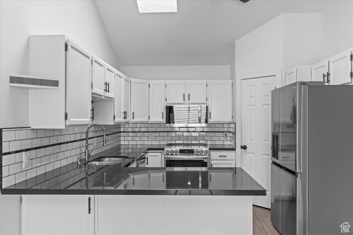 MEADOW GREEN FARMS #2 - Residential