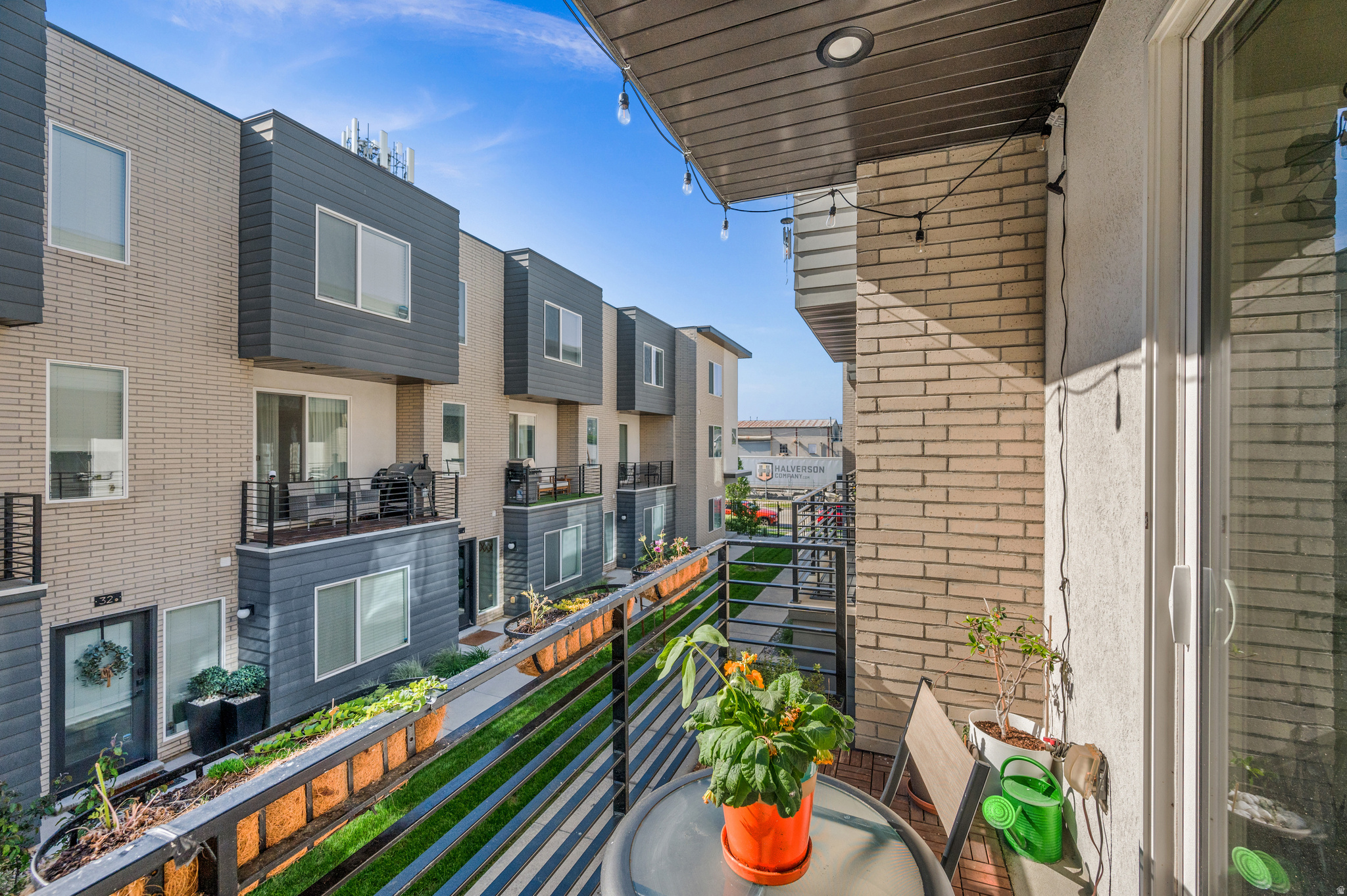 THE LUCY - Residential