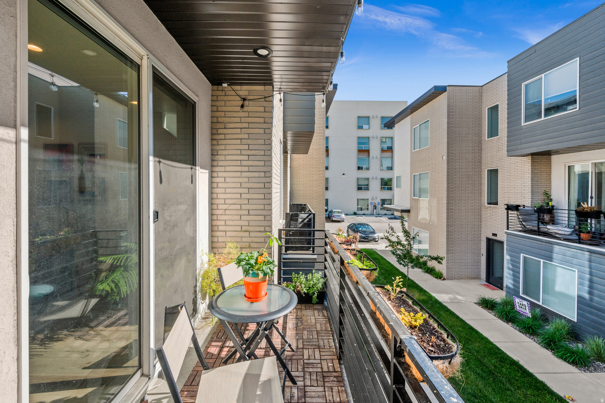 THE LUCY - Residential