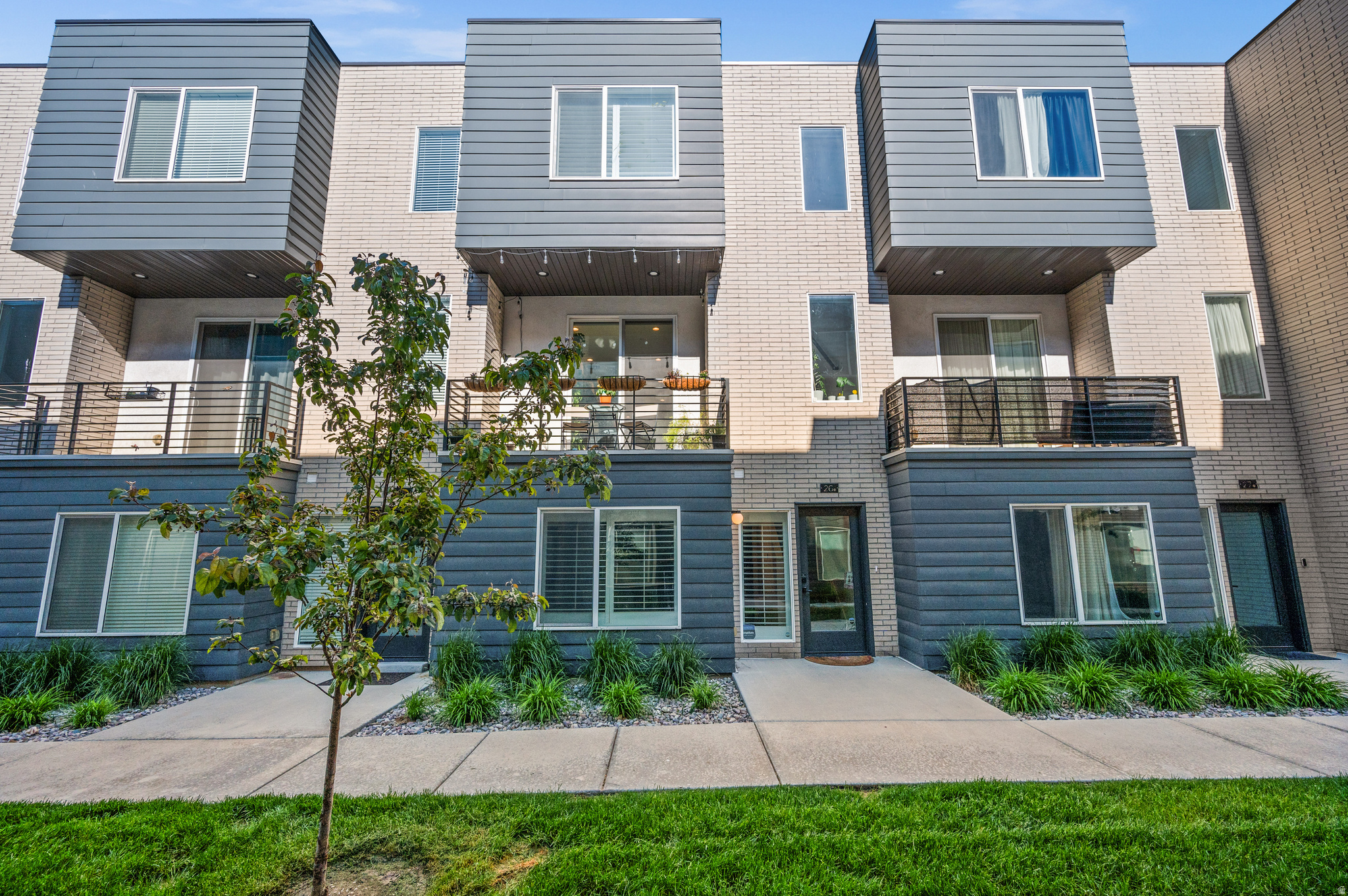 THE LUCY - Residential