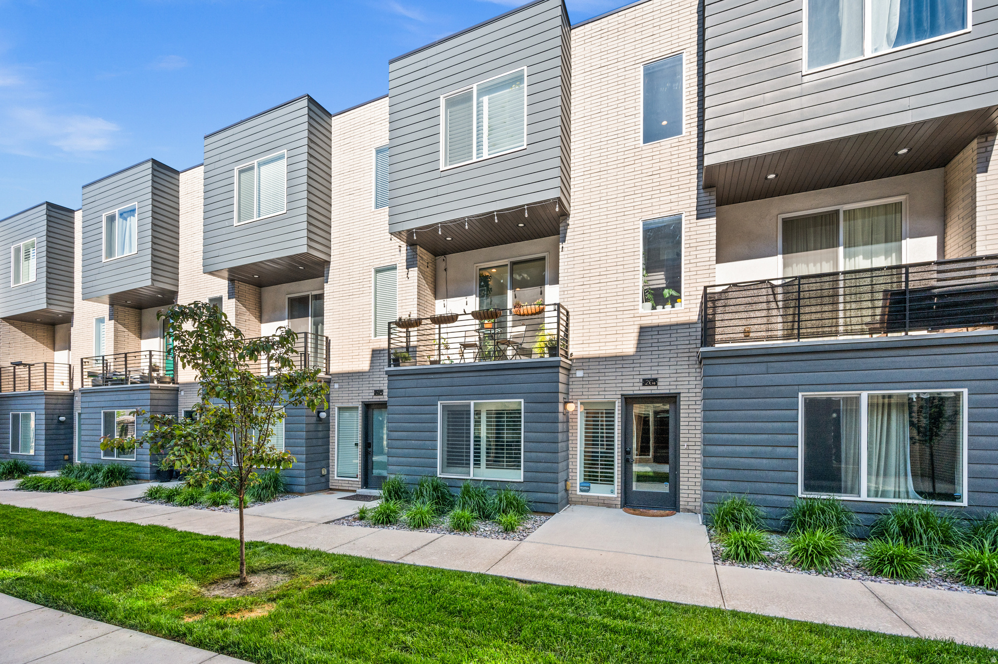 THE LUCY - Residential