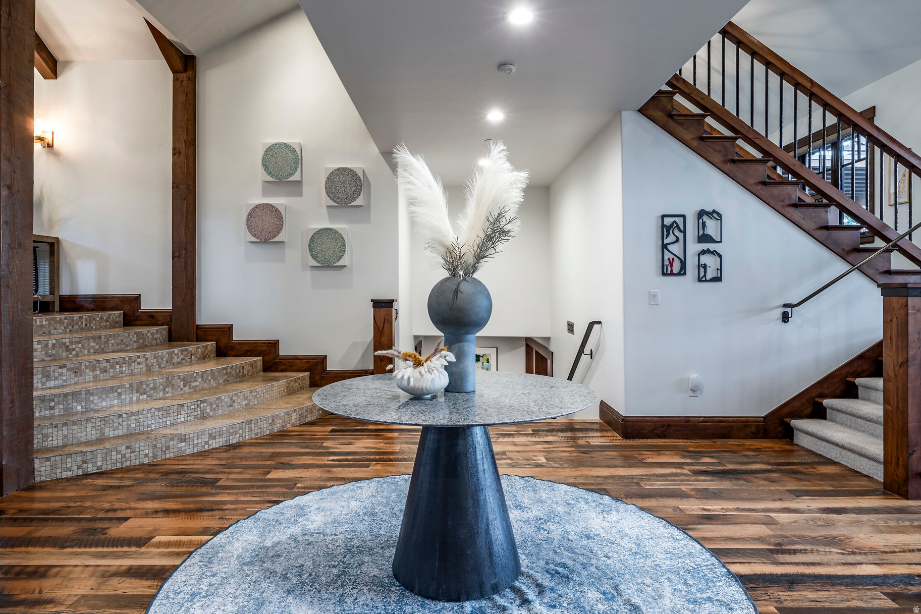 RIDGEVIEW - Residential