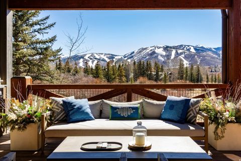 Photo of 3000 CRESTLINE DR, Park City, UT 84060 (MLS # 2136796)
