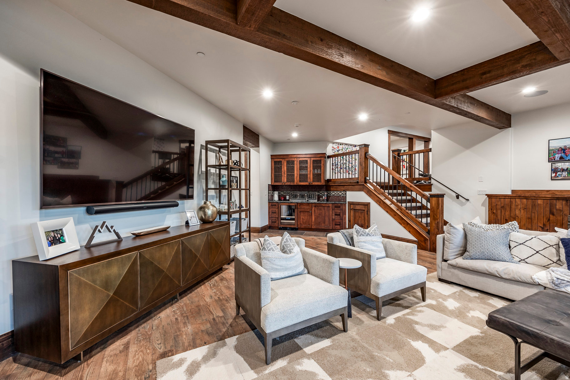 RIDGEVIEW - Residential