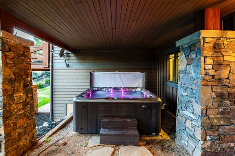 Tiny photo for 3000 CRESTLINE DR, Park City, UT 84060 (MLS # 2136796)