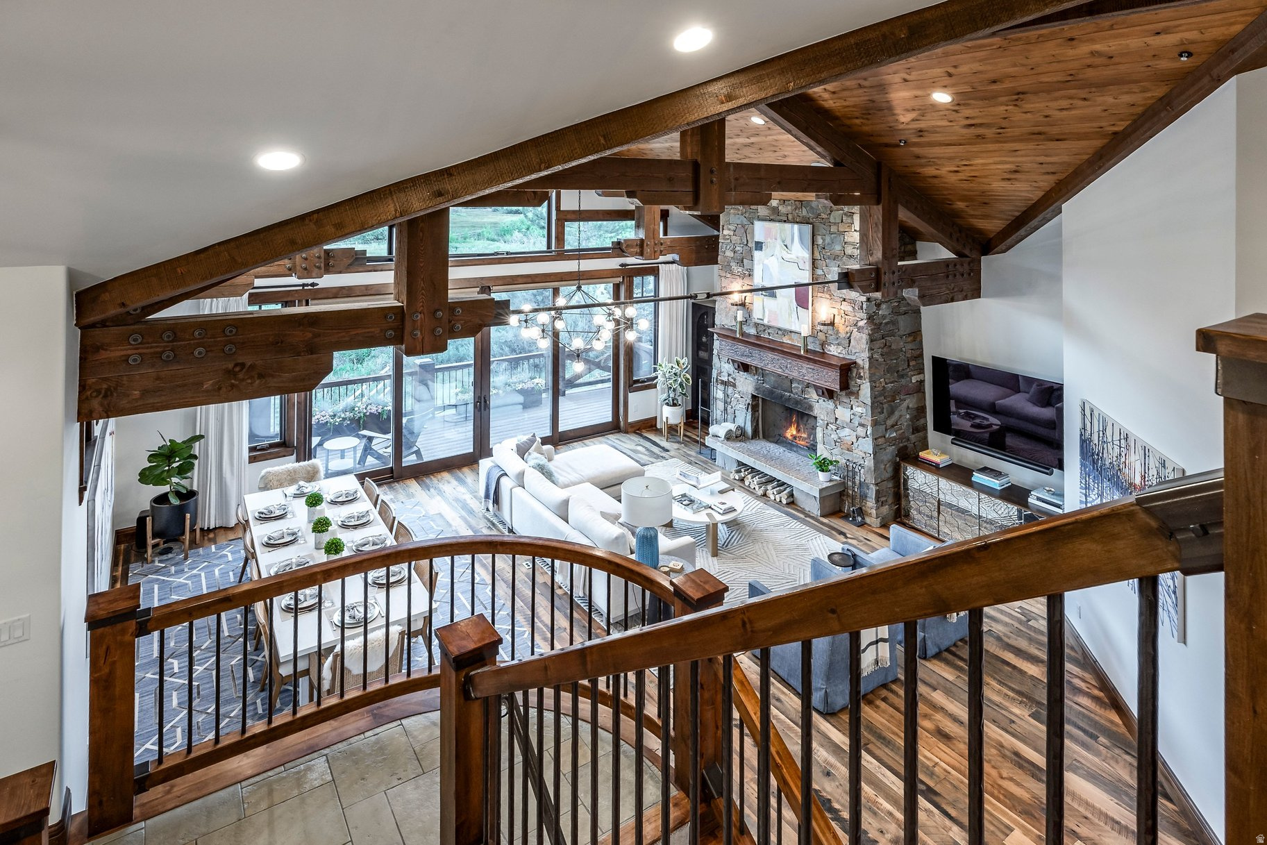 RIDGEVIEW - Residential