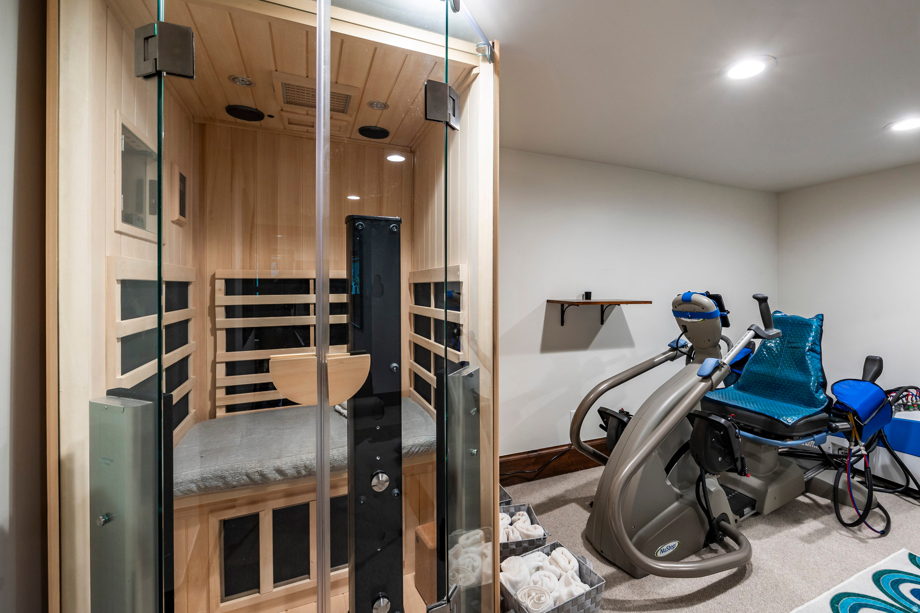 RIDGEVIEW - Residential