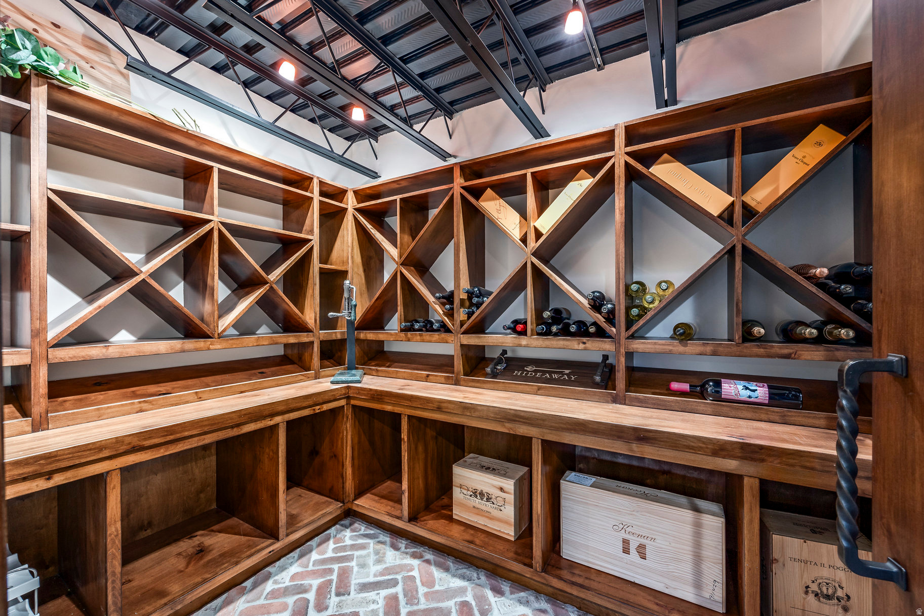 RIDGEVIEW - Residential