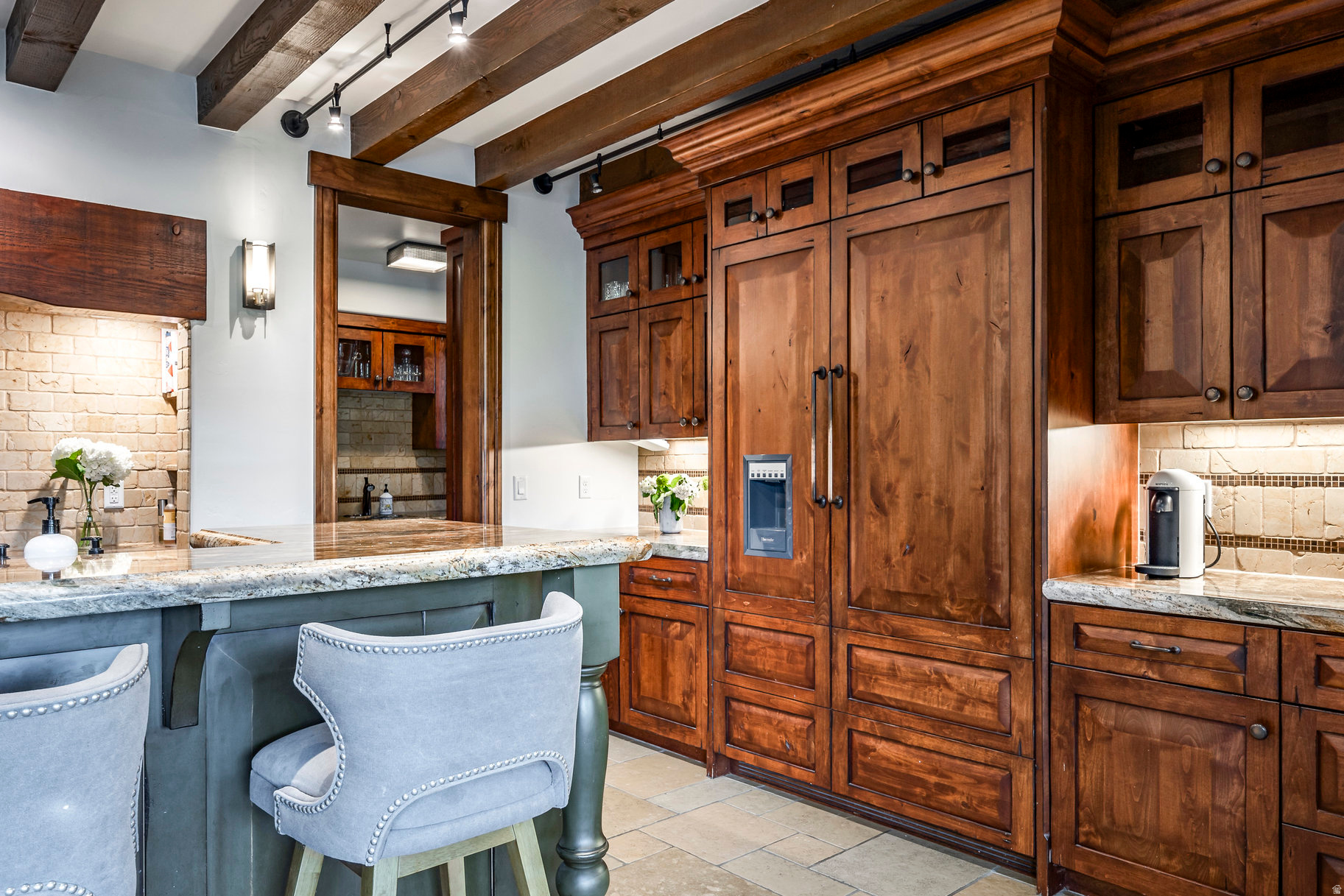 RIDGEVIEW - Residential