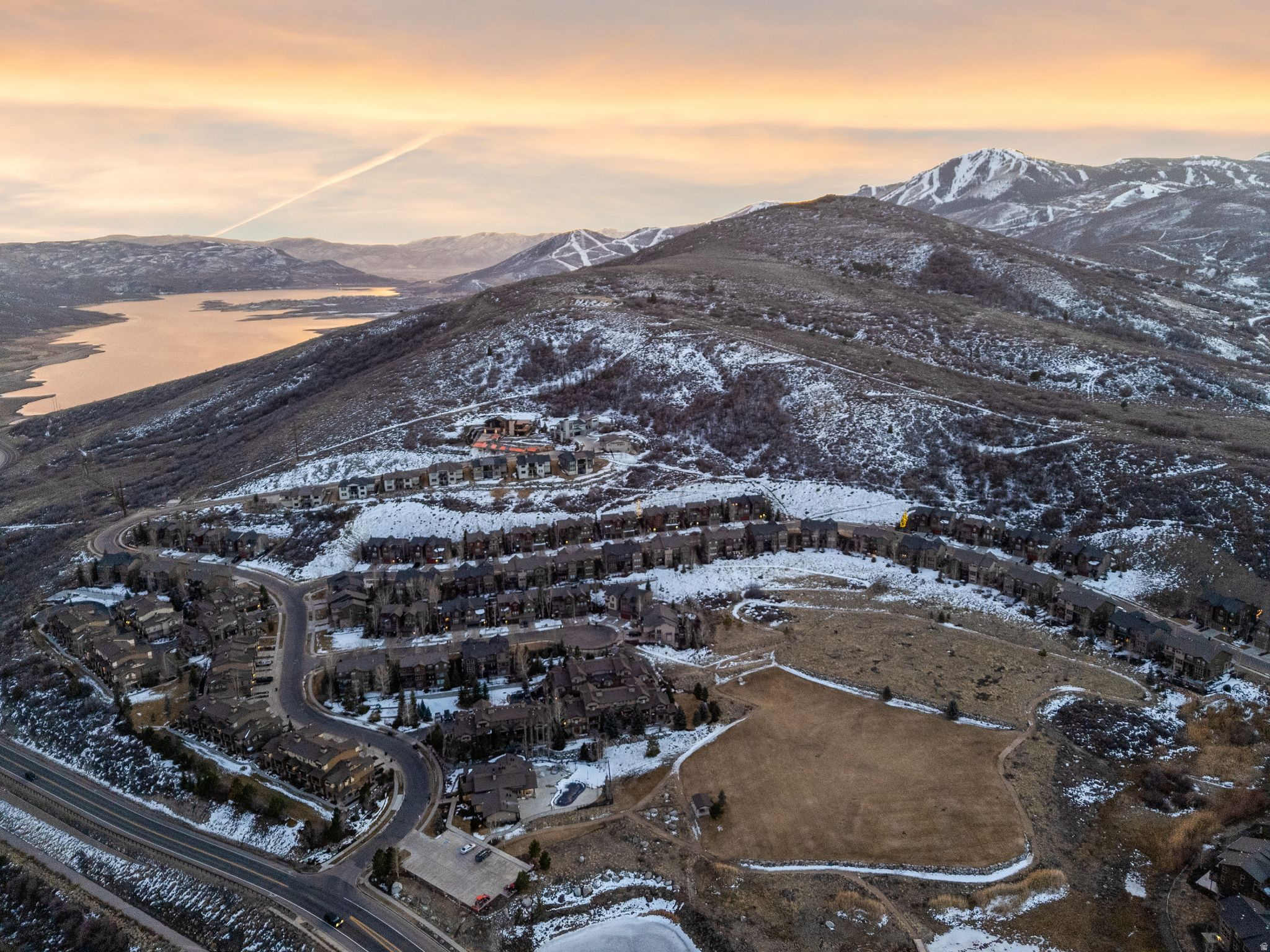 IROQUOIS - Residential