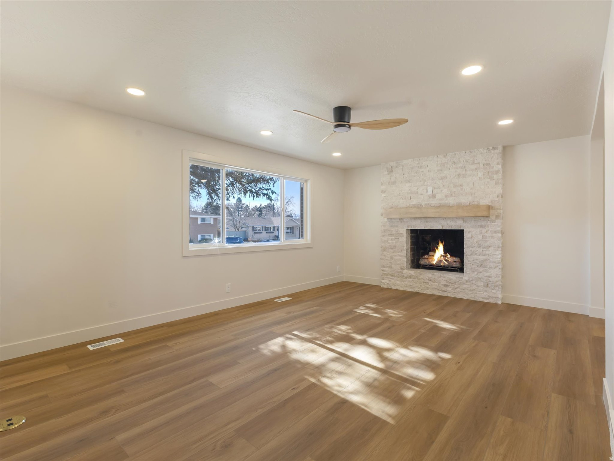 ROLLING KNOLLS #2 SUB - Residential