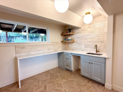 Tiny photo for 2095 E ROLLING KNOLLS WAY S, Salt Lake City, UT 84121 (MLS # 2134292)