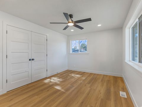 Tiny photo for 2095 E ROLLING KNOLLS WAY S, Salt Lake City, UT 84121 (MLS # 2134292)