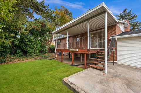 Tiny photo for 2095 E ROLLING KNOLLS WAY S, Salt Lake City, UT 84121 (MLS # 2134292)