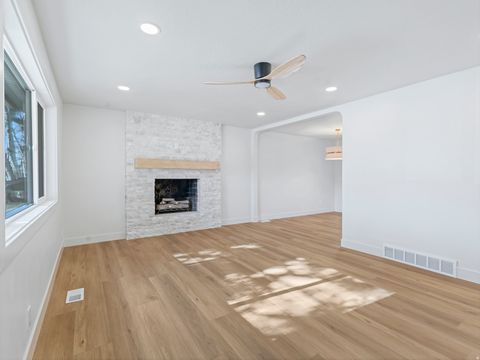 Tiny photo for 2095 E ROLLING KNOLLS WAY S, Salt Lake City, UT 84121 (MLS # 2134292)