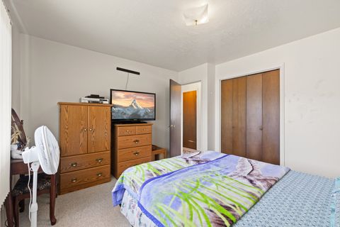 Tiny photo for 2258 S 400 W, Clearfield, UT 84015 (MLS # 2157978)