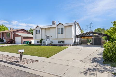 Tiny photo for 2258 S 400 W, Clearfield, UT 84015 (MLS # 2157978)