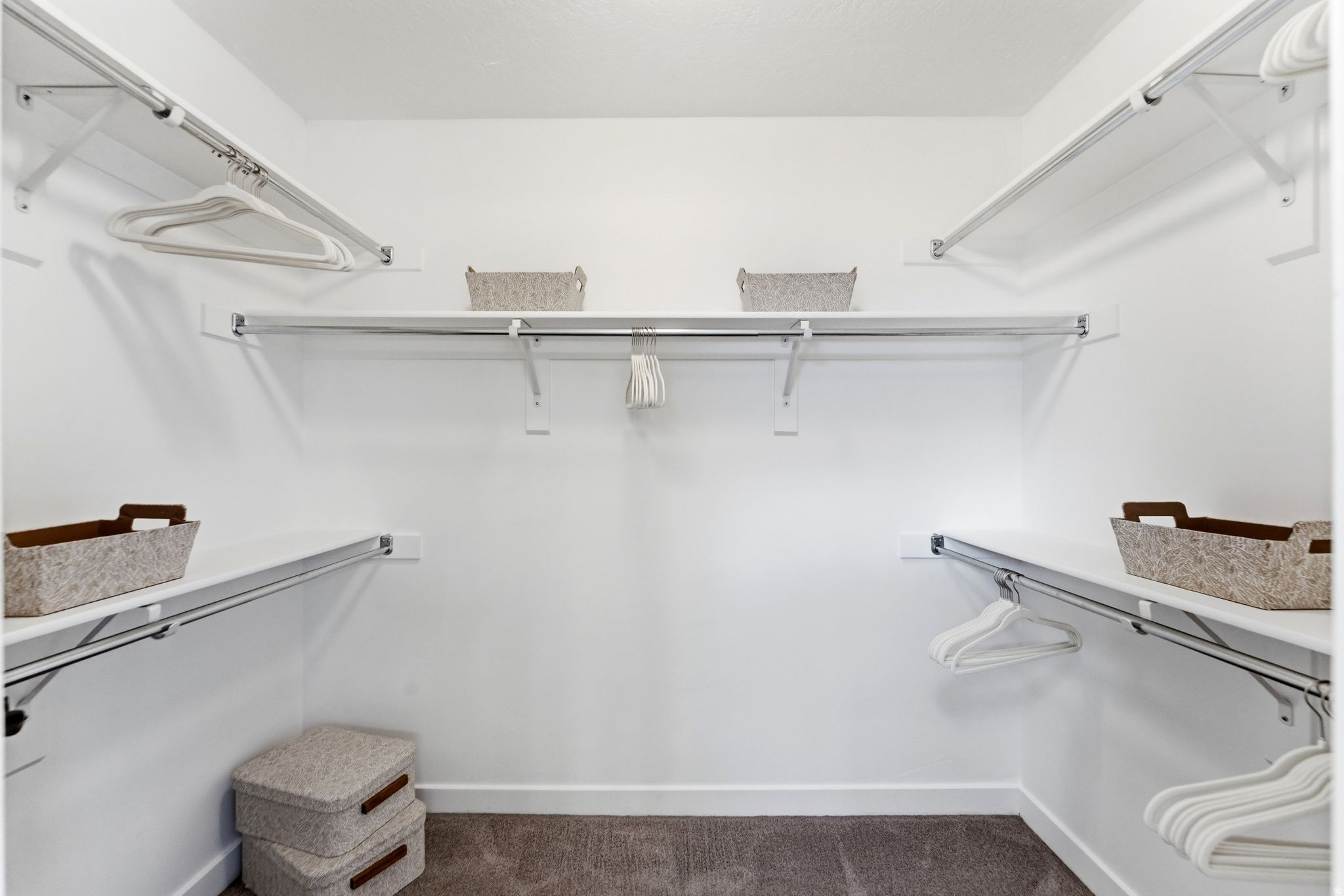 AVENUES AT THE STATI - Residential