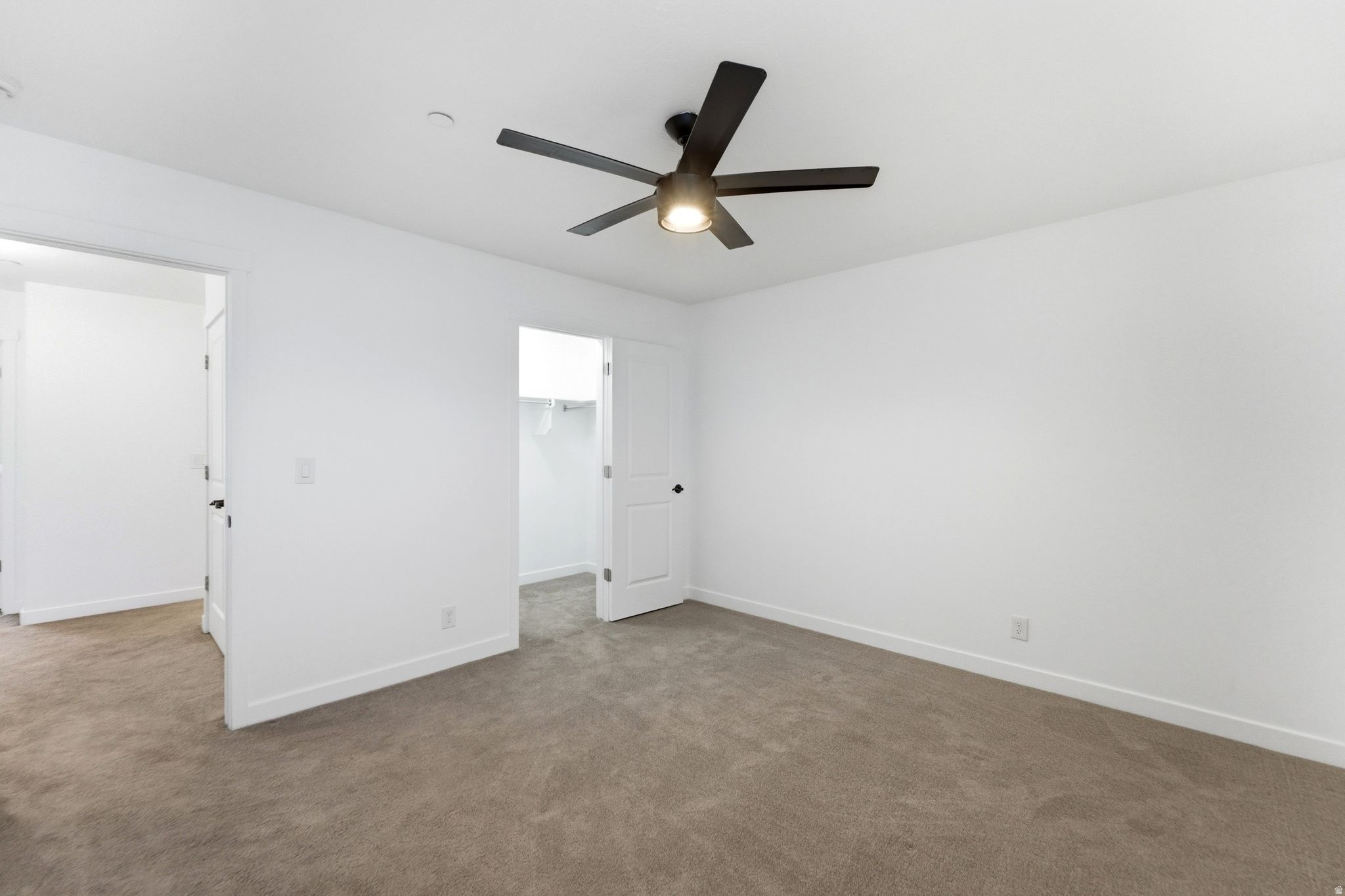 AVENUES AT THE STATI - Residential