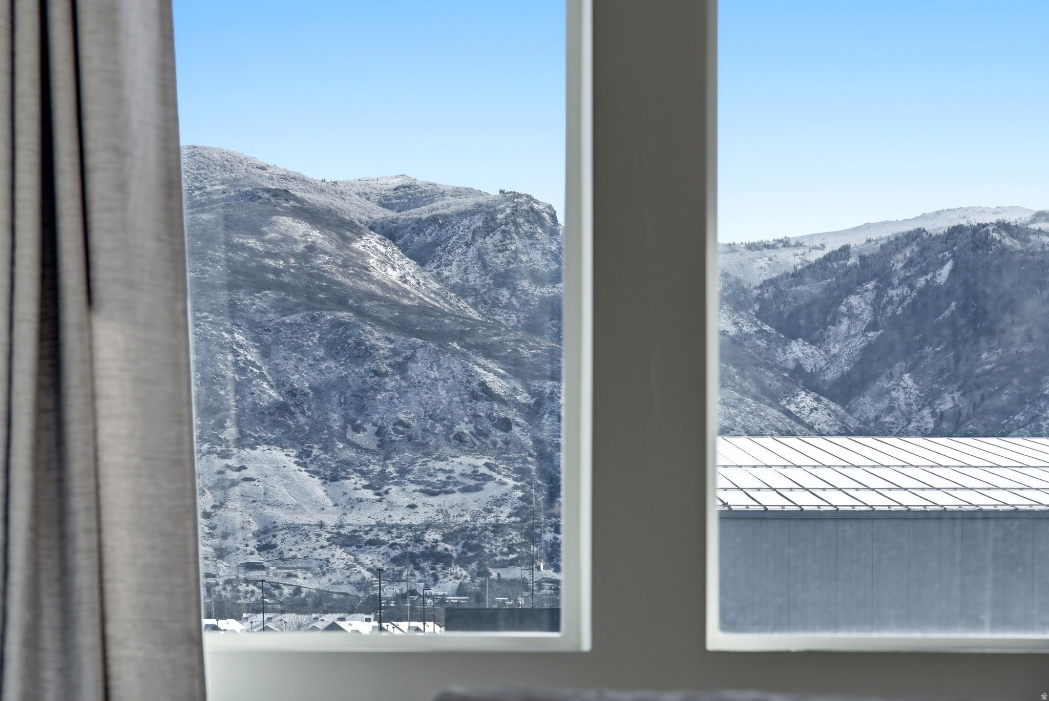 AVENUES AT THE STATI - Residential