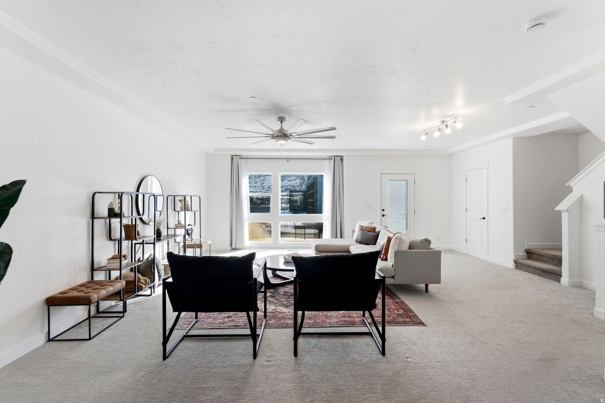 AVENUES AT THE STATI - Residential