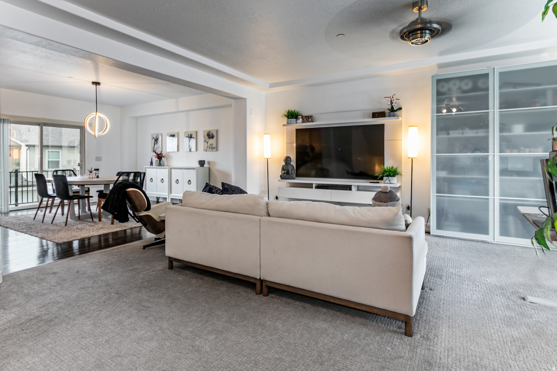 AVENUES AT THE STATI - Residential