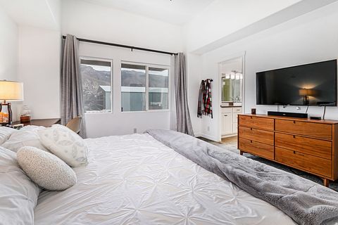 Tiny photo for 22 N 1100 W, Farmington, UT 84025 (MLS # 2125039)