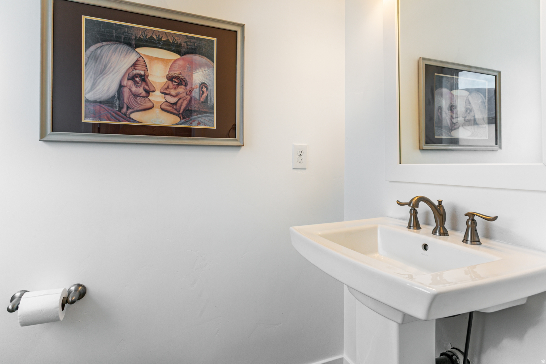 AVENUES AT THE STATI - Residential