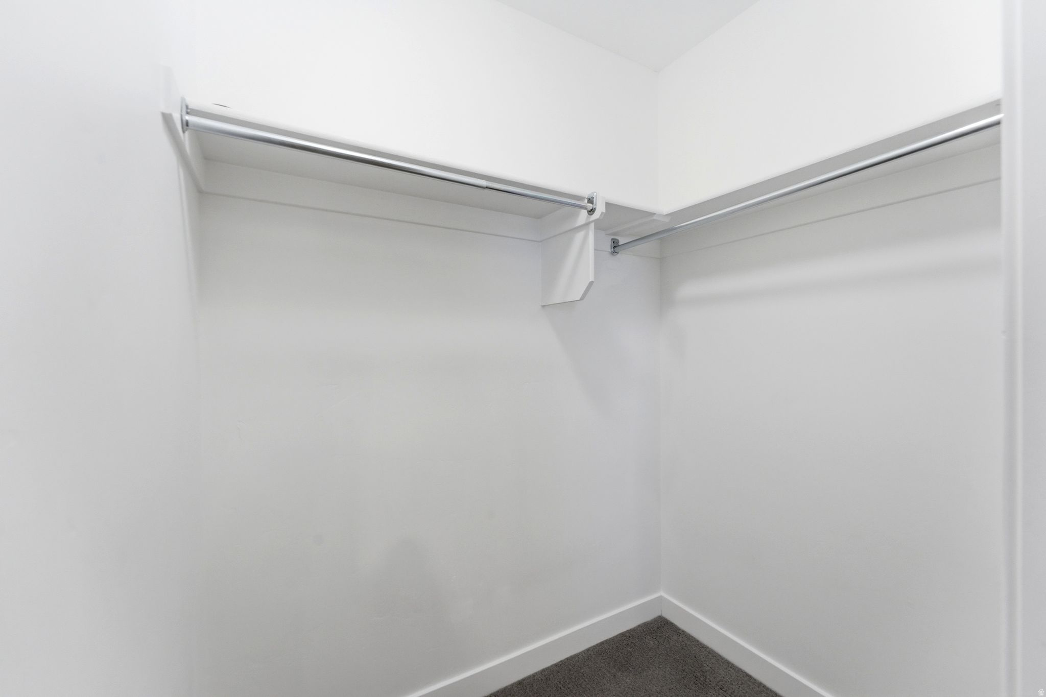 AVENUES AT THE STATI - Residential