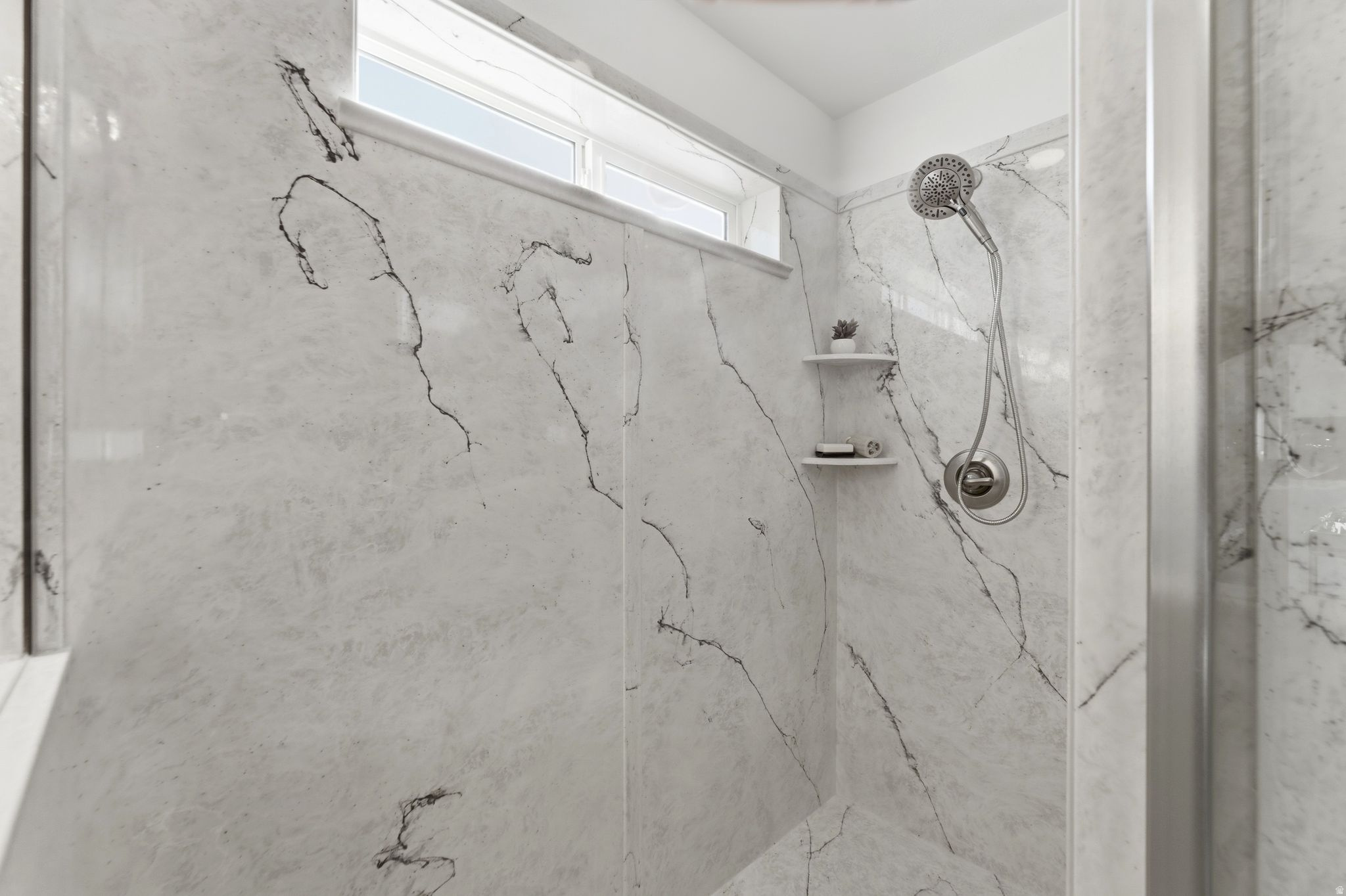 AVENUES AT THE STATI - Residential