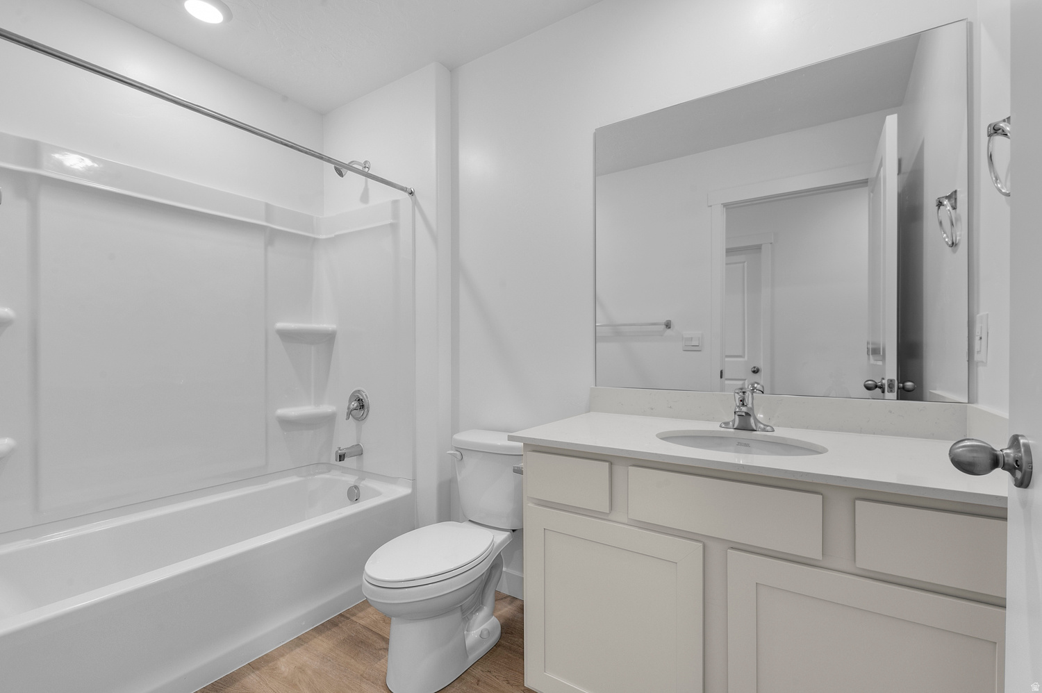 VIRIDIAN - Residential