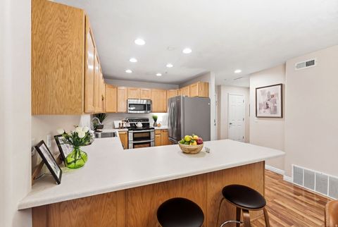 Tiny photo for 1205 E PRIVET DR #102, Cottonwood Heights, UT 84121 (MLS # 2150987)