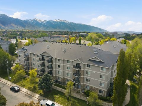 Tiny photo for 1205 E PRIVET DR #102, Cottonwood Heights, UT 84121 (MLS # 2150987)