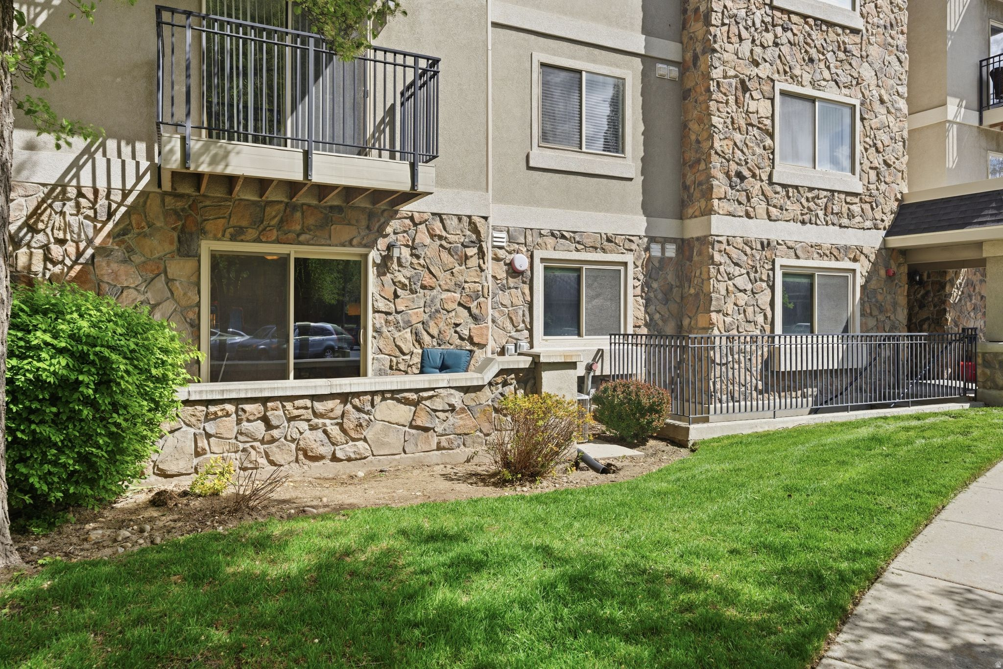 STONE HAVEN - Residential