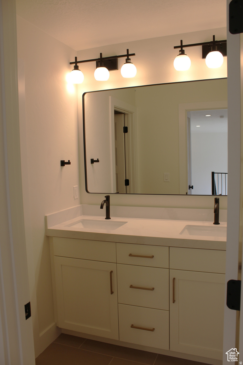 LEGACY HILLS - Residential