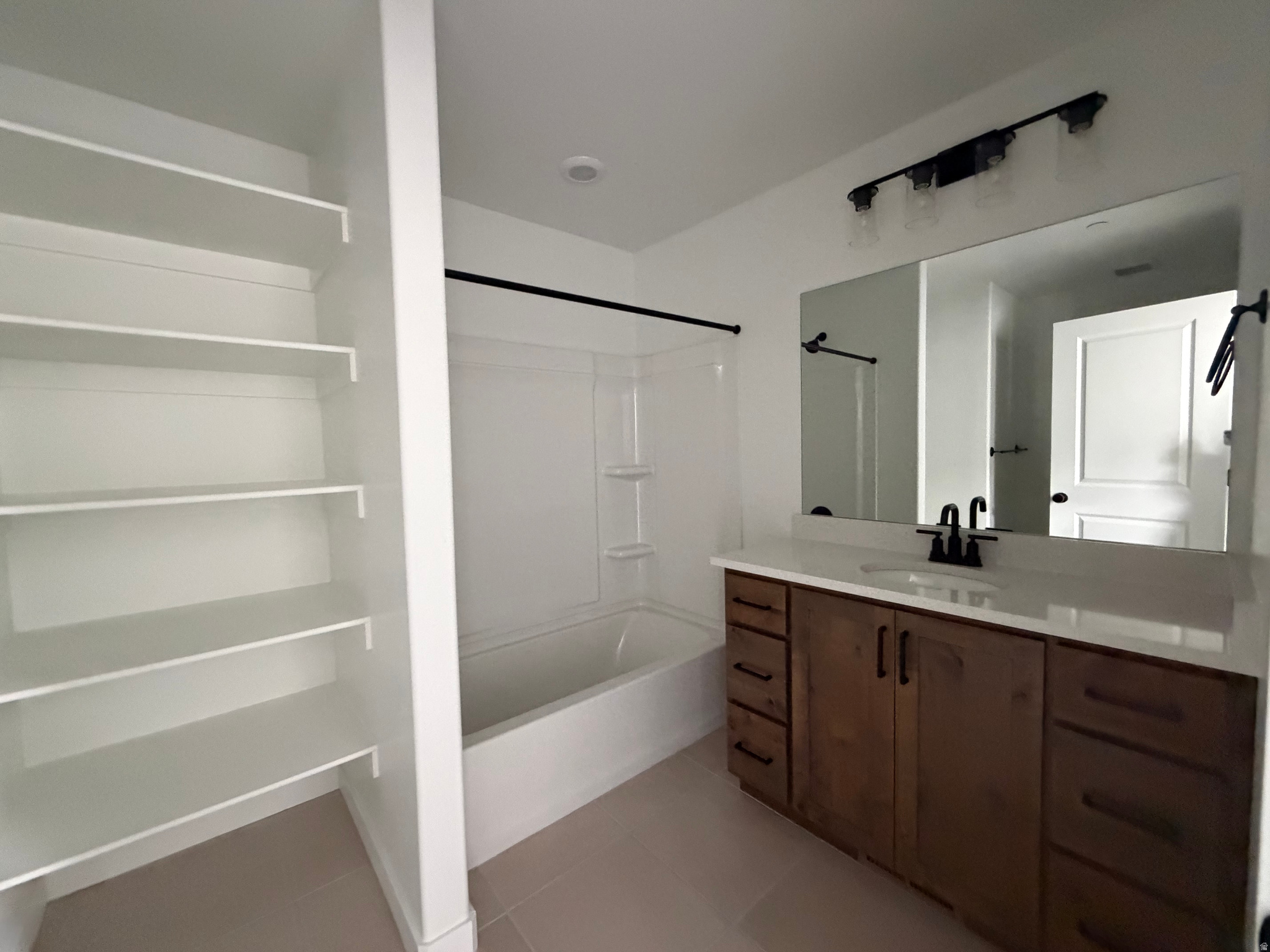 REGENCY ON 9TH COMMUNITY - Residential