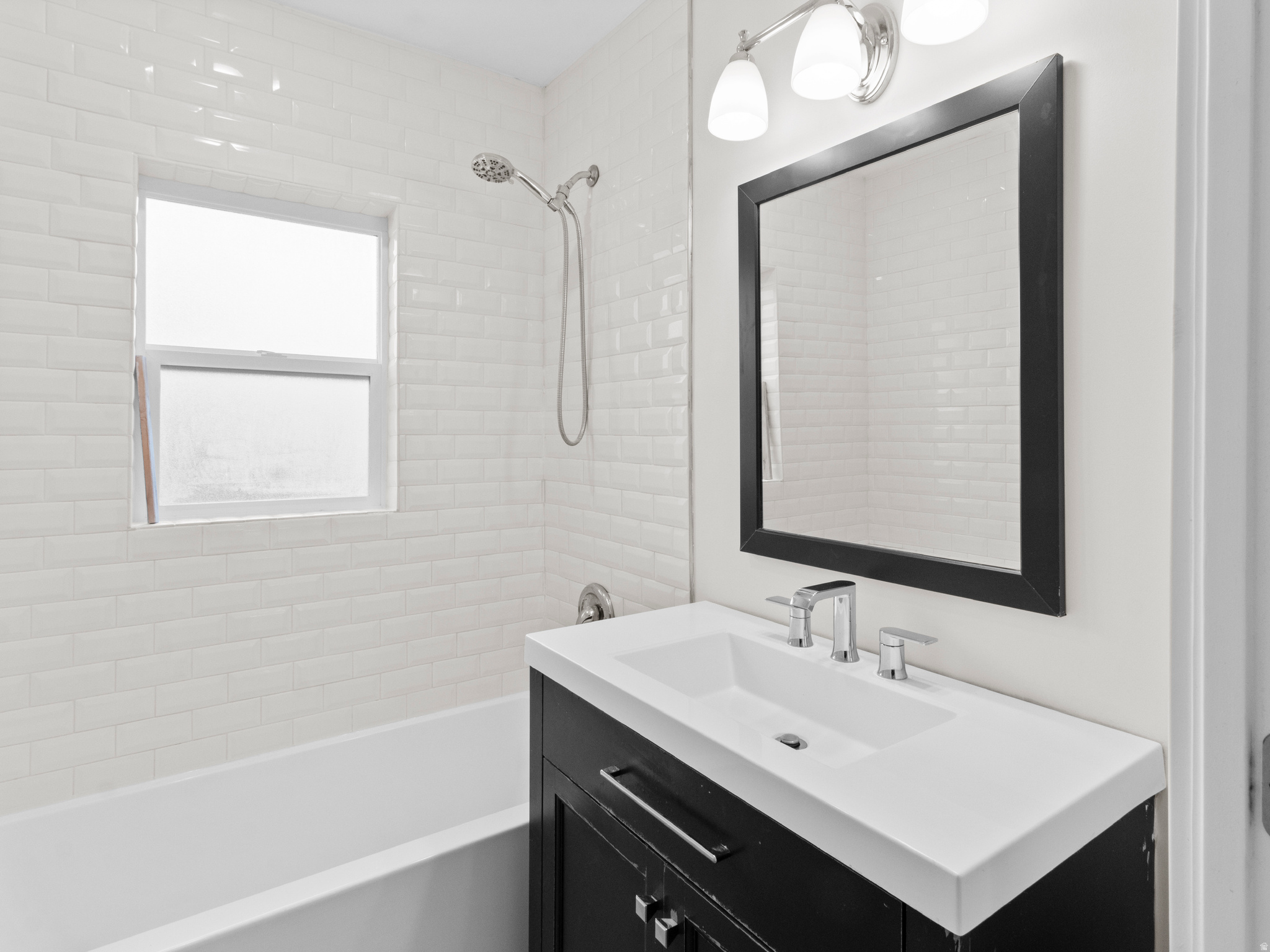 UNIVERSITY - Residential