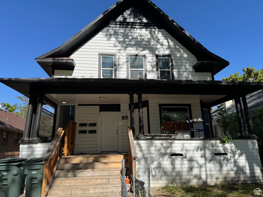 Located in a charming Ogden neighborhood, this well-maintained 4-plex offers modern appliances and a prime location just blocks from historic 25th Street. Surrounded by local dining, retail, and entertainment options, the property provides unmatched convenience. With the Ogden FrontRunner station only a 5-minute drive away, residents enjoy easy connectivity across the Wasatch Front. 1 - Studio, 1 - 1-bed/1-bath, 1 - 2-bed/1-bath, 1 - 3-bed/1-bath. **See attached Property Flyer for more details.