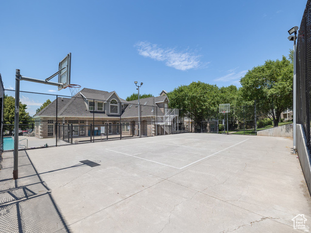 BELMONT - Residential