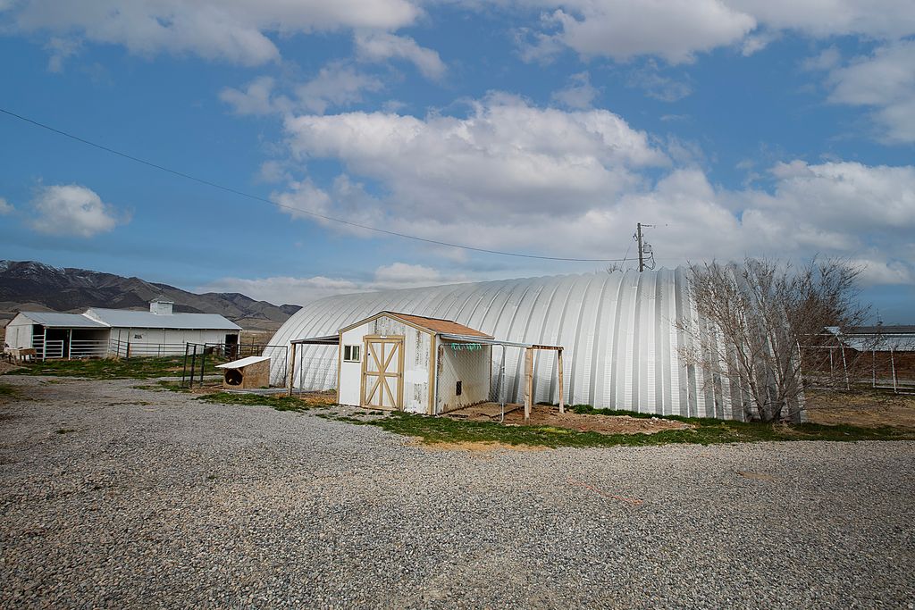 Photo of 16 N TAYLOR RD W, Grantsville, UT 84029 (MLS # 2143491)