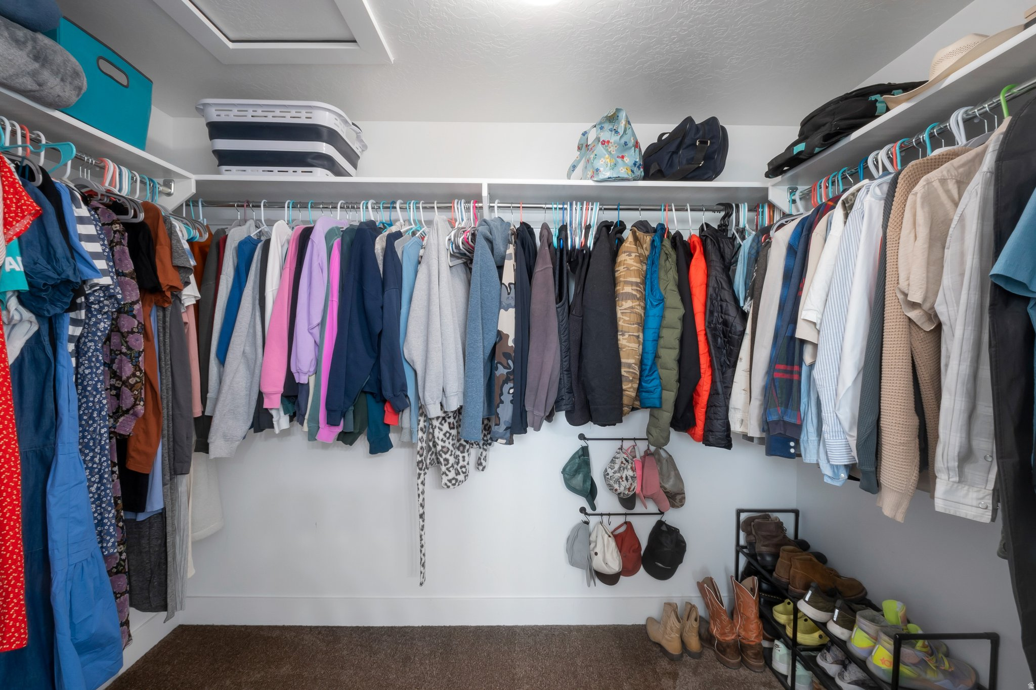 PARKVIEW TOWNHOMES - Residential