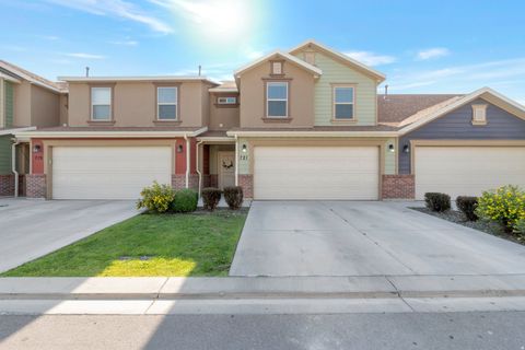 Townhouse For Sale - 721 S 110<br/> Spanish Fork, UT 84660