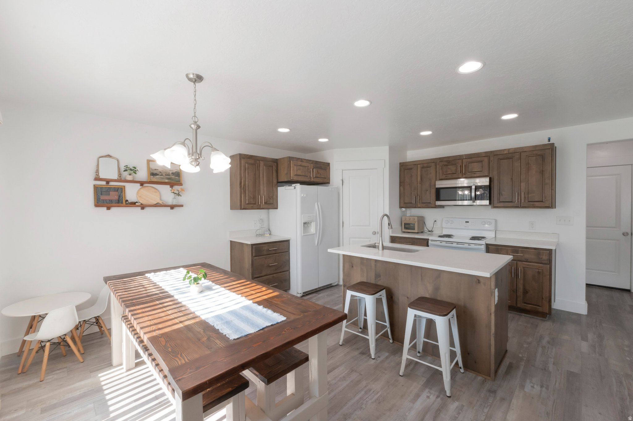 PARKVIEW TOWNHOMES - Residential