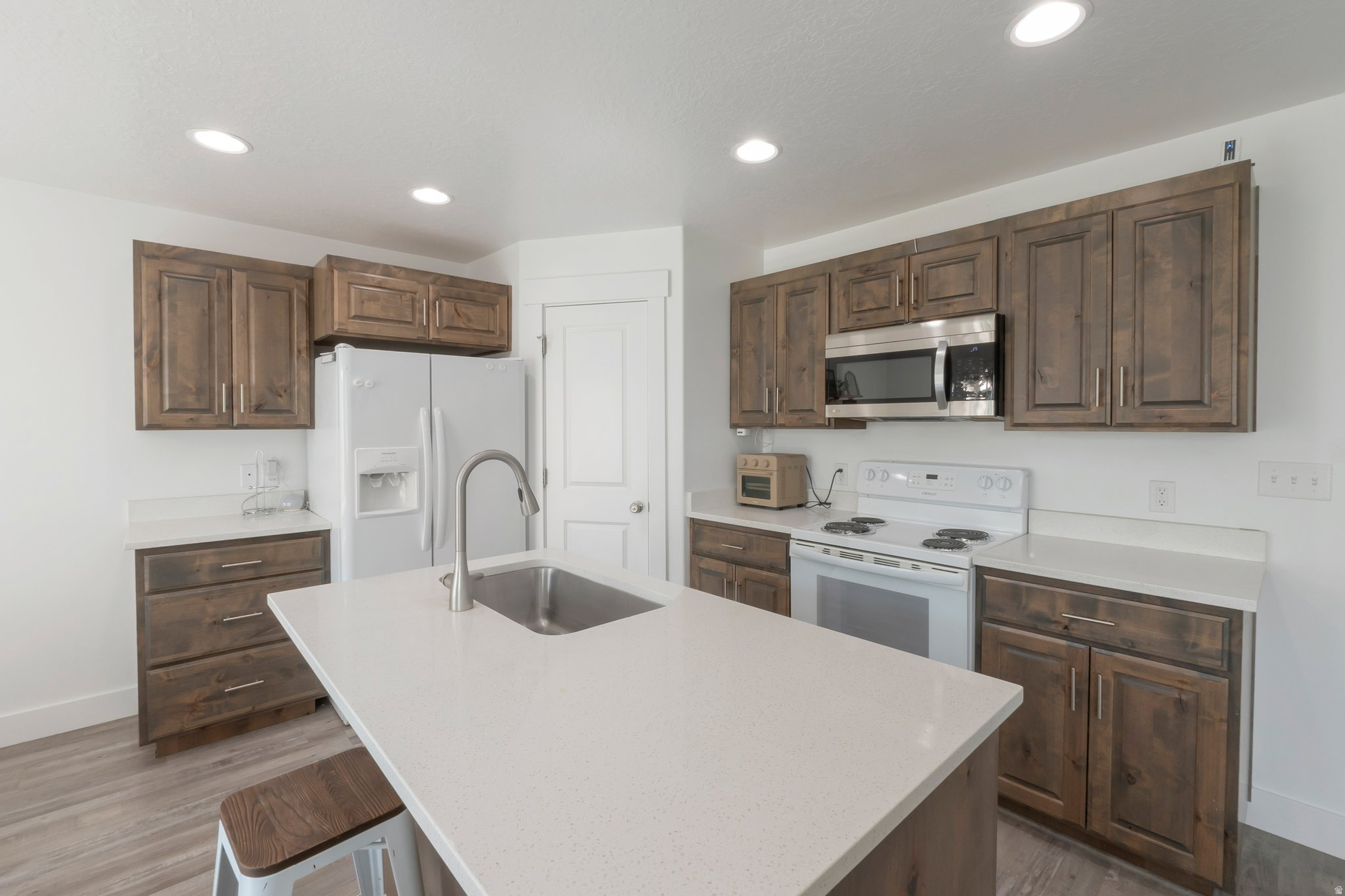 PARKVIEW TOWNHOMES - Residential