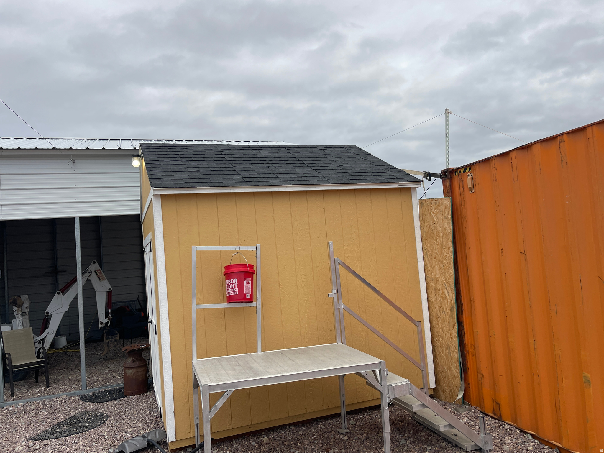 CLOVER ESTATES - Land