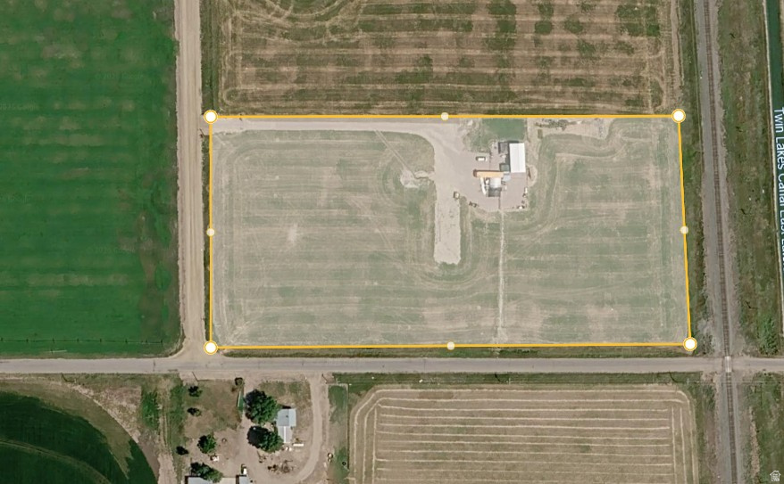 CLOVER ESTATES - Land